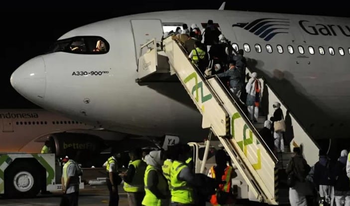 Penerbangan Umroh garuda Indonesia Terminal 2F