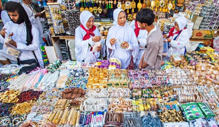 Tempat Beli Oleh-oleh Haji Umrah di Masjidil Haram Mekkah